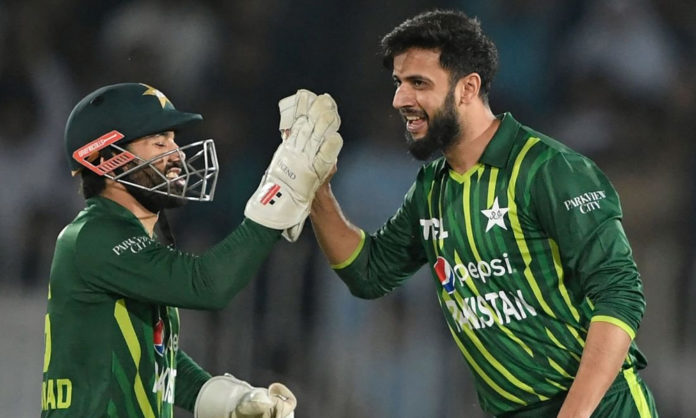 imad-wasim-suggests-mohammad-rizwan-to-leave-opening-slot