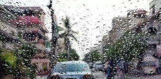 700 feeders trip in Karachi rain