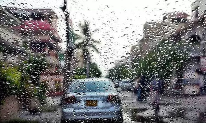 700 feeders trip in Karachi rain