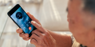 Samsung incorporates voice call recording over wifi