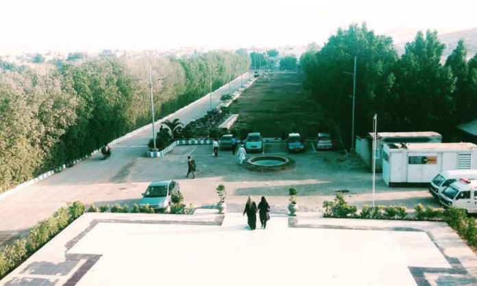 Students of Iqra University and other roads