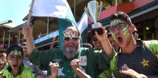 Happy Pakistani Fans