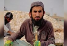 Guy From Peshawar Stuns Pakistanis With His English Commentary