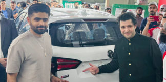 peshawar-zalmi-owner-gifts-car-babar-azam