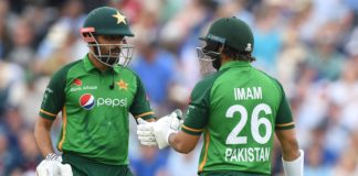 imam-ul-haq-defends-babar-azam