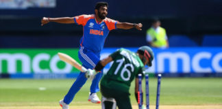 pakistan-batting-lineup-crumbles-against-india