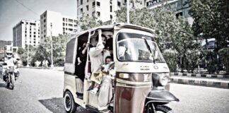Rickshaw Karachi