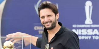 shahid-afridi-breaks-silence-on-joining-politics