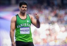 gifting-arshad-nadeem-a-new-social-bandwagon