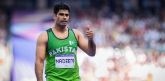 gifting-arshad-nadeem-a-new-social-bandwagon