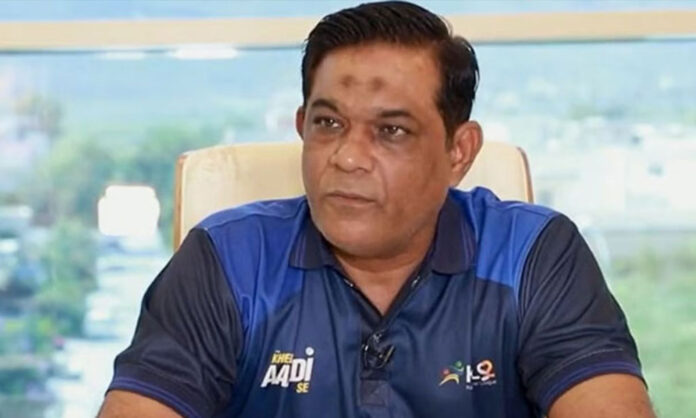 rashid-latif-sounds-the-alarm-is-pakistan-cricket-in-the-icu-rashid-latif-names-champions-trophy-favorites-beyond-india-pakistan