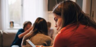FOMO in gen z women