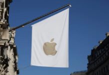 Apple Accused of Illegally Monitoring and Silencing Workers