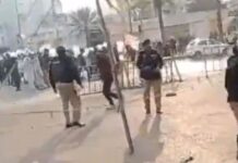 MWM Protesters Clash with Police at Numaish Chowrangi