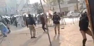 MWM Protesters Clash with Police at Numaish Chowrangi