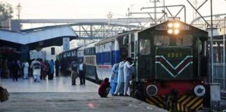 power restored after KE cuts supply to Pakistan Railways