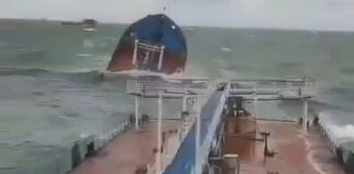 Two Russian Oil Tankers Damaged in Black Sea Storm