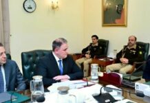 Pakistan, Azerbaijan Agree to Boost Bilateral Ties in Trade