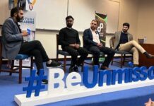 How to Deal with Performance Pressure: Experts Share Insights in Karachi