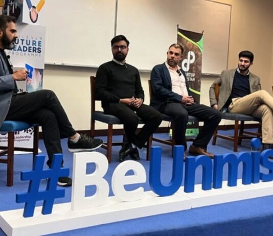How to Deal with Performance Pressure: Experts Share Insights in Karachi