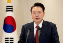 South Korea Investigators Ask Police to Arrest Yoon