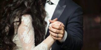 Woman's Fake Wedding Turns Out to Be Real Marriage
