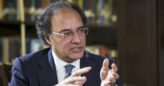 Finance Minister Defends McKinsey’s Selection for Tax Digitisation