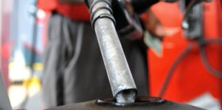 Petrol Prices in Pakistan May Drop by Rs15 Per Litre