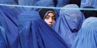 New Generation of Afghan Women are Ditching the ‘Blue Burqa’
