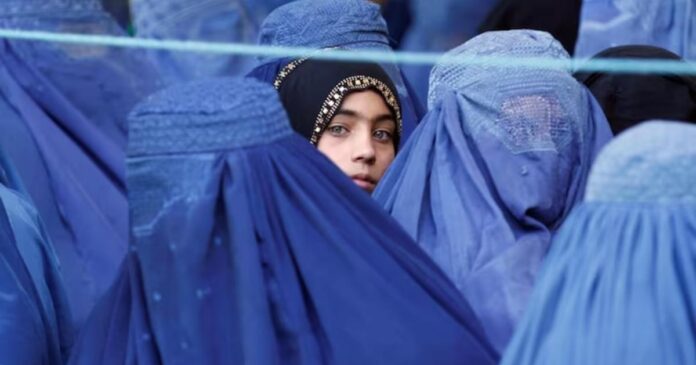 New Generation of Afghan Women are Ditching the ‘Blue Burqa’