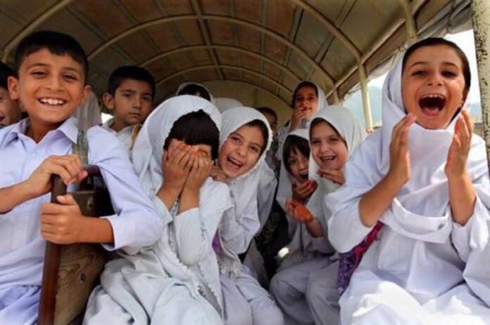 Eid-ul-Fitr Holiday Schedules Announced Across Pakistan