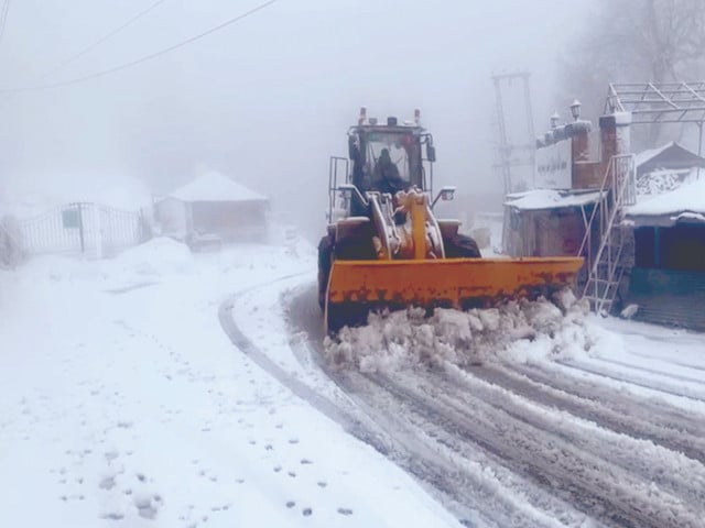 Rain and Snowfall Hit Parts of Pakistan