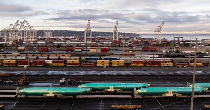 China Suspends Boeing Jets Over Ongoing Trade Issues