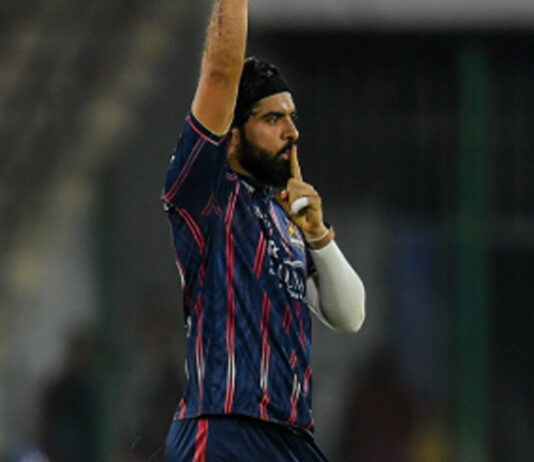 aamir-jamal-fined-after-karachi-kings-hold-nerve-in-psl-thriller