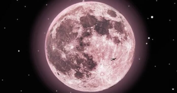 Pink Moon in Pakistan: When and How to View It?