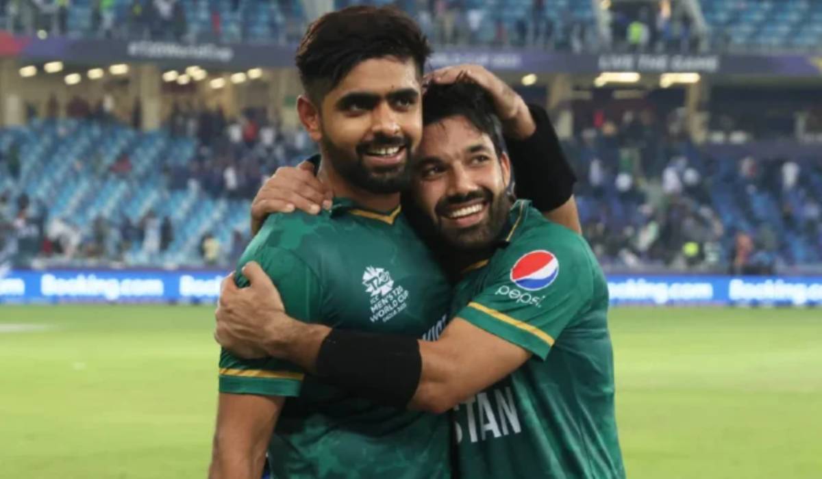 mike-hesson-reaffirms-faith-in-babar-and-rizwan