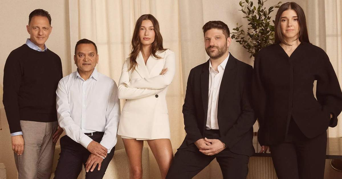 hailey-bieber-sells-rhode-to-elf-for-i-billion