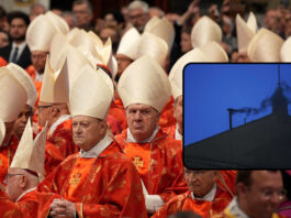 No New Pope Elected on First Day, Black Smoke from Sistine Chapel Signals