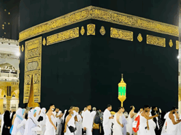 Pakistani Support Staff Guide Indian Pilgrims at Haram Sharif