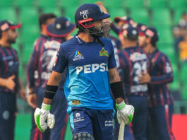 kamran-akmal-unleashes-on-mohammad-rizwan
