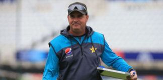mickey-arthur-reveals-reason-behind-pakistan-cricket-turmoil