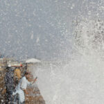 high-tidal-waves-flood-karachis-coastal-areas