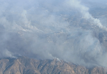 wolf-fire-rages-across-1165-acres-in-southern-california