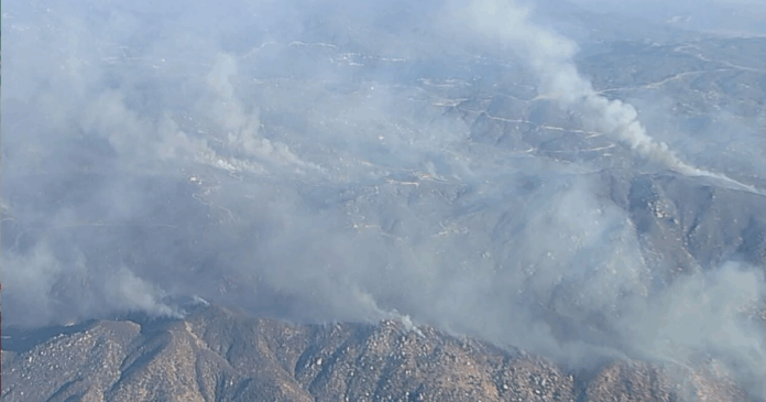 wolf-fire-rages-across-1165-acres-in-southern-california