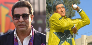 wasim-akram-comments-on-his-viral-statue-at-niaz-stadium