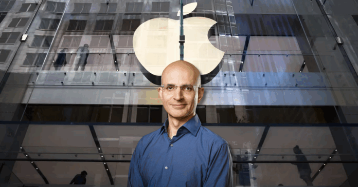 apple-promotes-sabih-khan-to-coo-in-leadership-shakeup