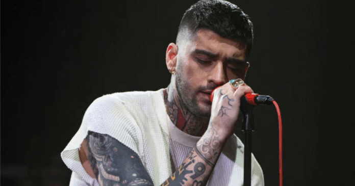 zayn-malik-confronts-racism-in-powerful-new-song-fuchsia-sea