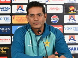 aqib-javed-sends-strong-message-to-babar-rizwan
