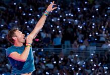 caught-in-4k-ceo-and-hr-affair-blows-up-during-coldplay-concert