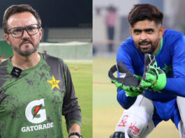mike-hesson-shuts-down-babar-azam-wicket-keeping-rumours